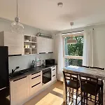 2-room By Telliskivi & Old Town, Free Private Parking Таллин