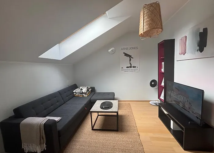 2-room By Telliskivi & Old Town, Free Private Parking Apartament Tallin