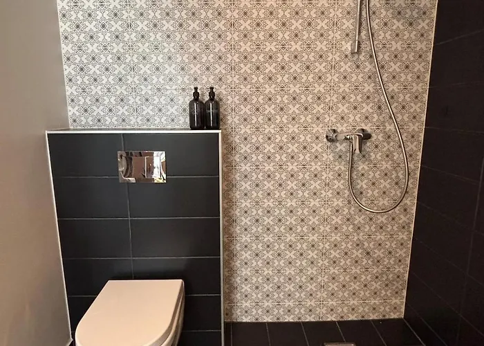 2-room By Telliskivi & Old Town, Free Private Parking Tallin