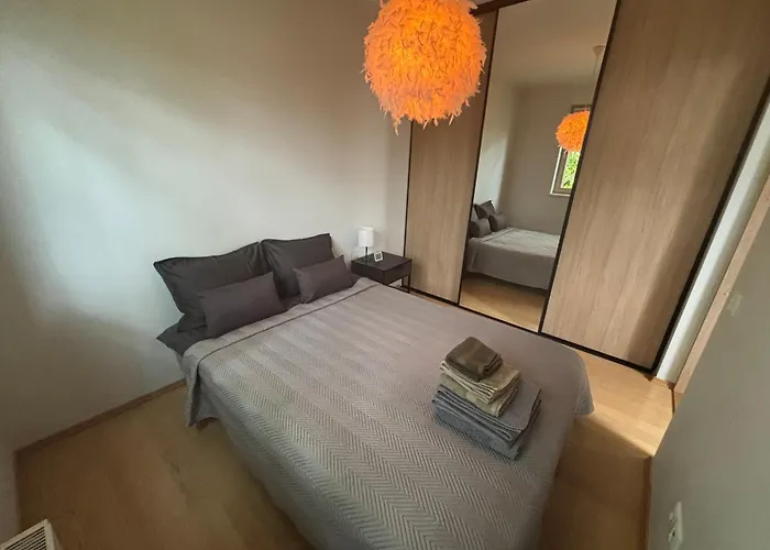 2-room By Telliskivi & Old Town, Free Private Parking Tallin