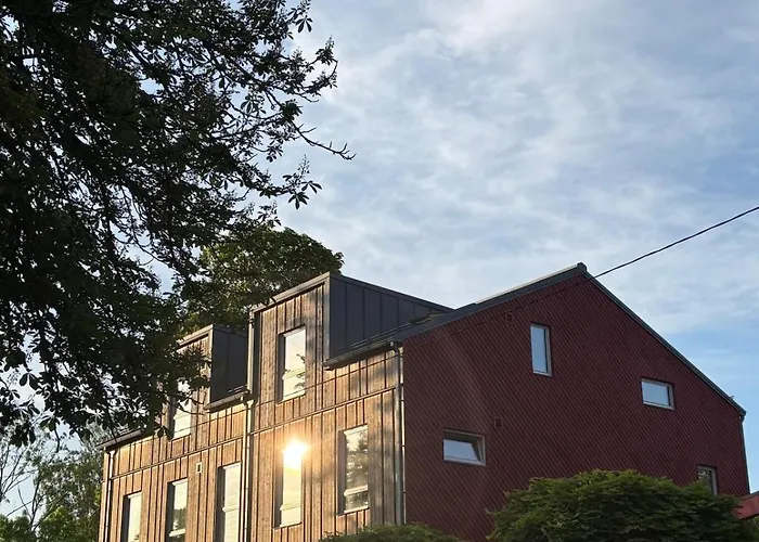 2-room By Telliskivi & Old Town, Free Private Parking * Tallinn