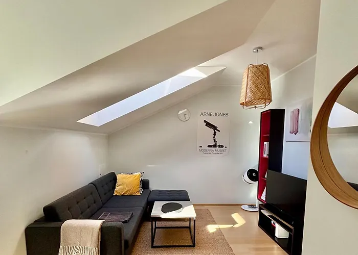 2-room By Telliskivi & Old Town, Free Private Parking Apartament