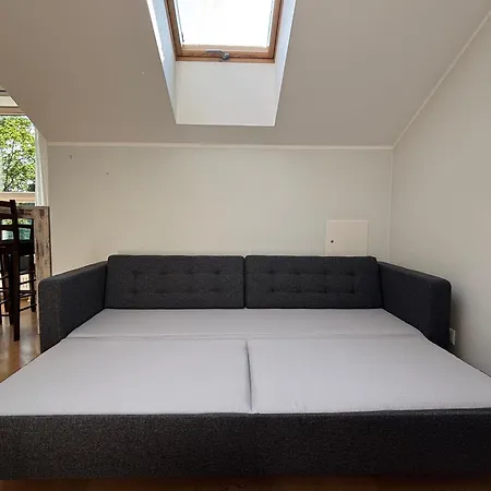 2-room By Telliskivi & Old Town, Free Private Parking タリン