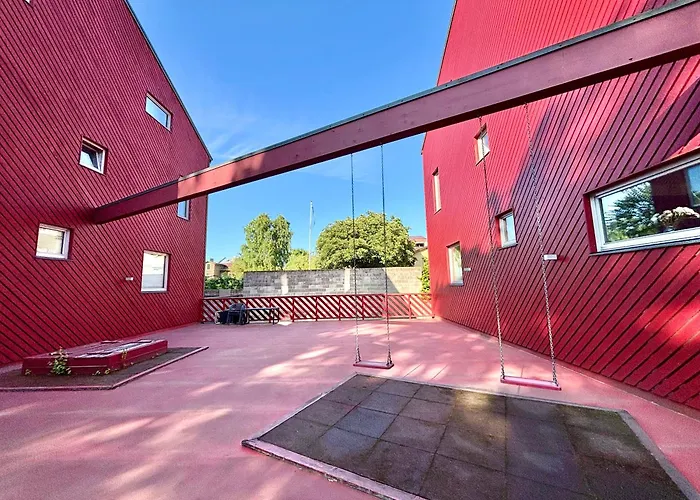 2-room By Telliskivi & Old Town, Free Private Parking * Tallinn