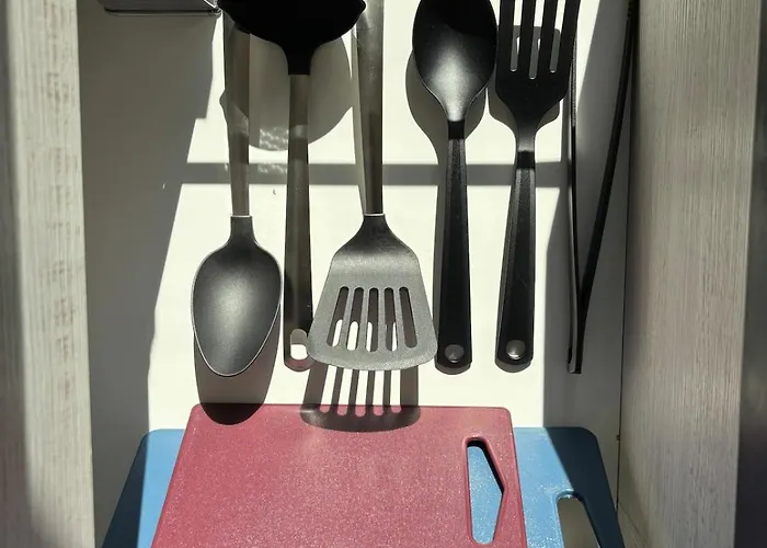 2-room By Telliskivi & Old Town, Free Private Parking * タリン